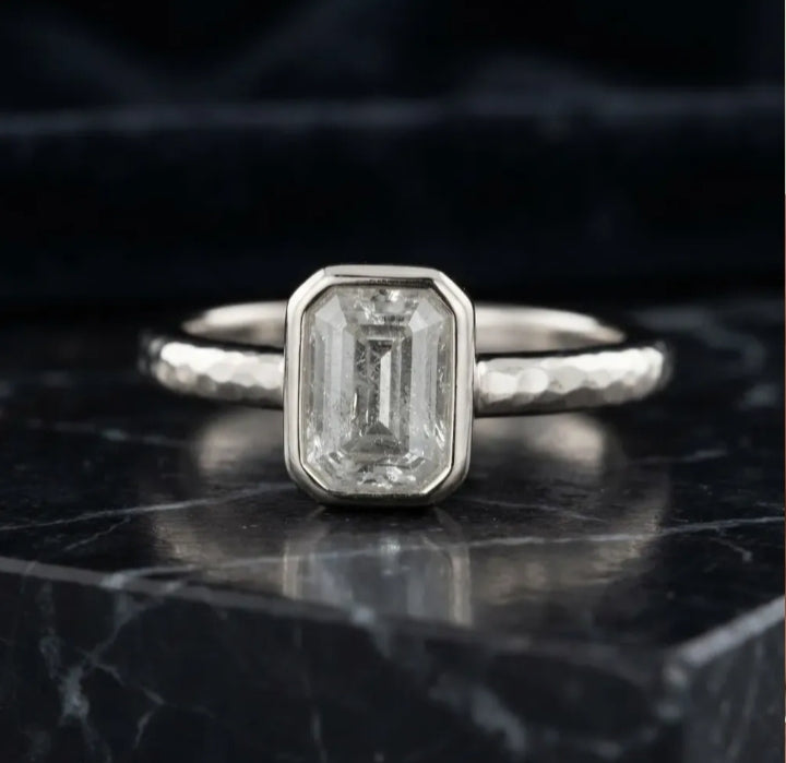 Esmeralda Natural Colombiana 0.70 ct Sin Tratamiento 7x4mm