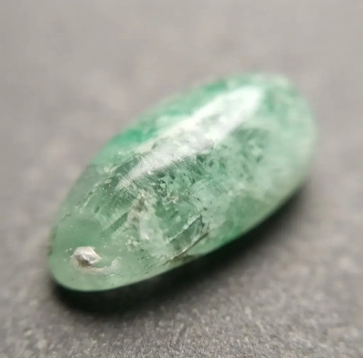 Esmeralda Morralla Natural Mina Colombia-Chivor 5.55 ct | Gema Cabujón