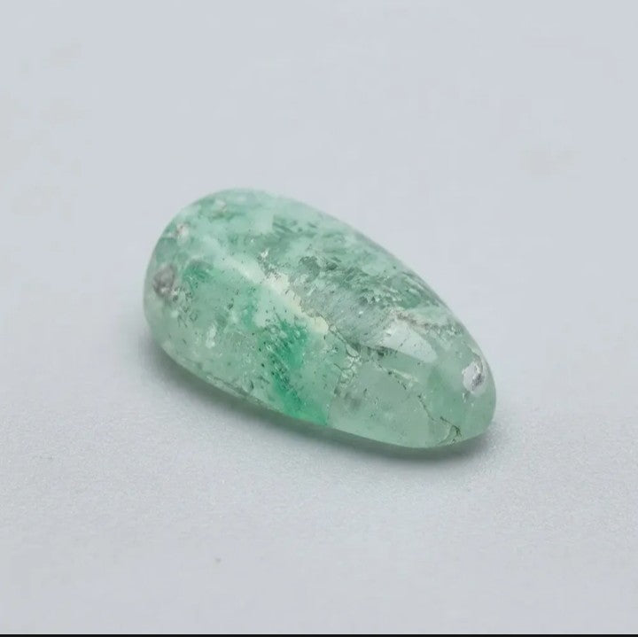 Esmeralda Morralla Natural Mina Colombia-Chivor 5.55 ct | Gema Cabujón