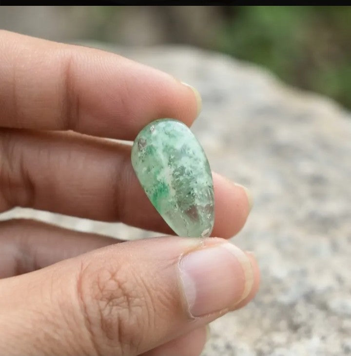Esmeralda Morralla Natural Mina Colombia-Chivor 5.55 ct | Gema Cabujón